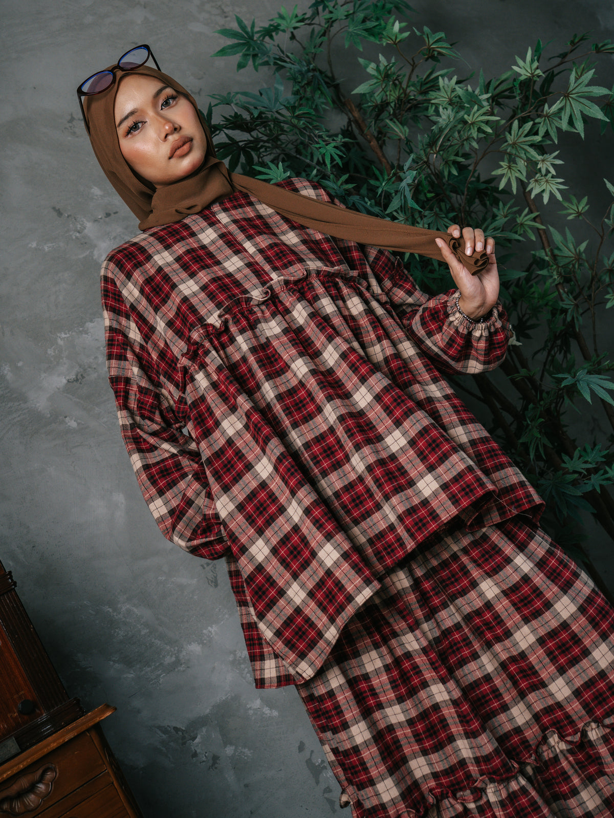 Plaidè Two-Piece Set
