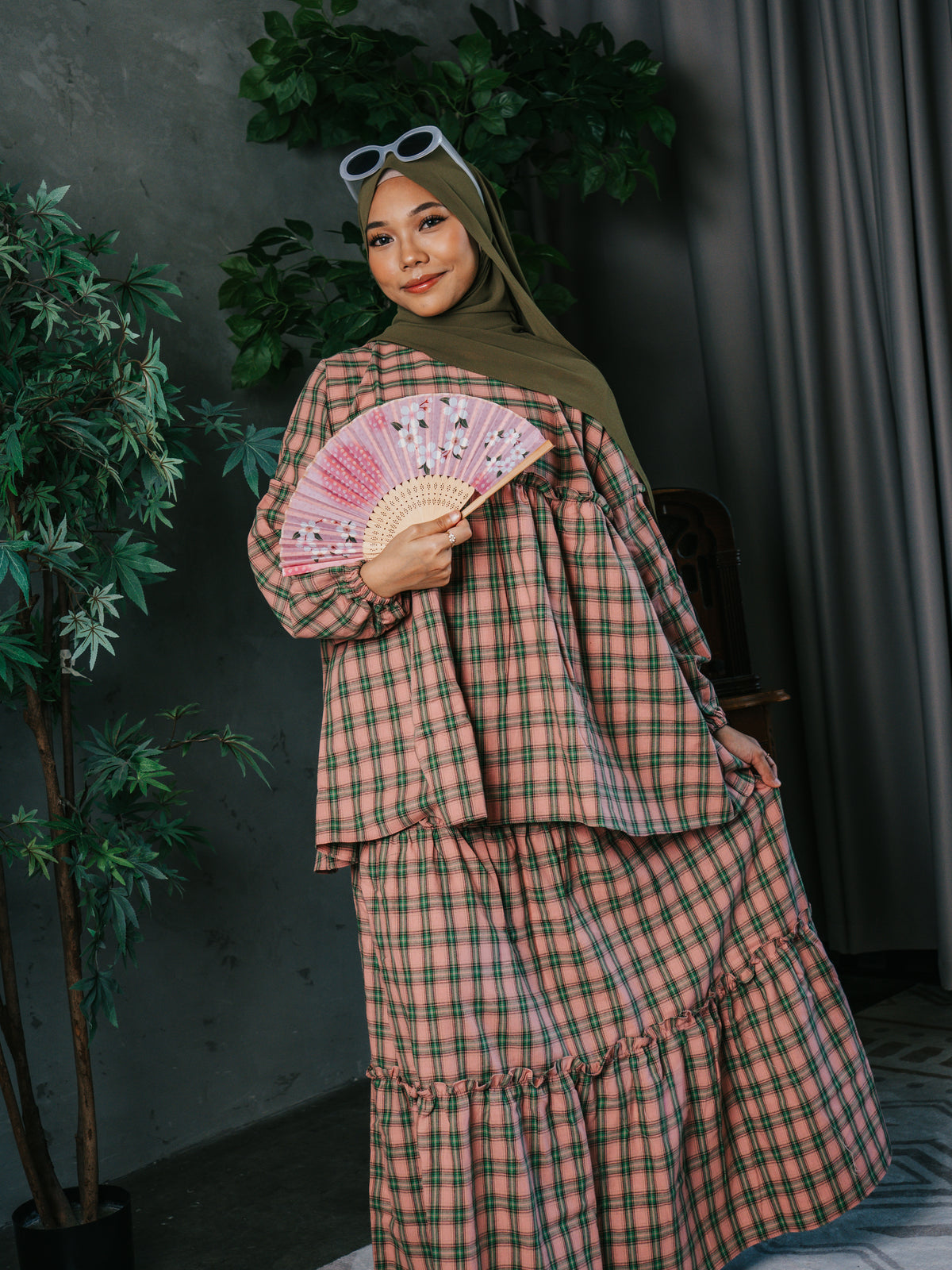 Plaidè Two-Piece Set